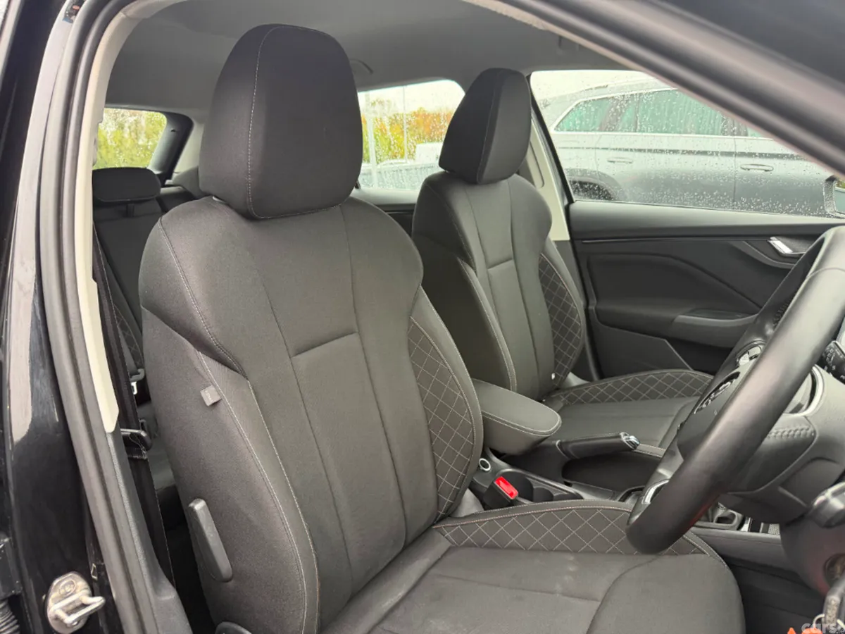 Skoda Kamiq Hatchback, Petrol, 2024, Black