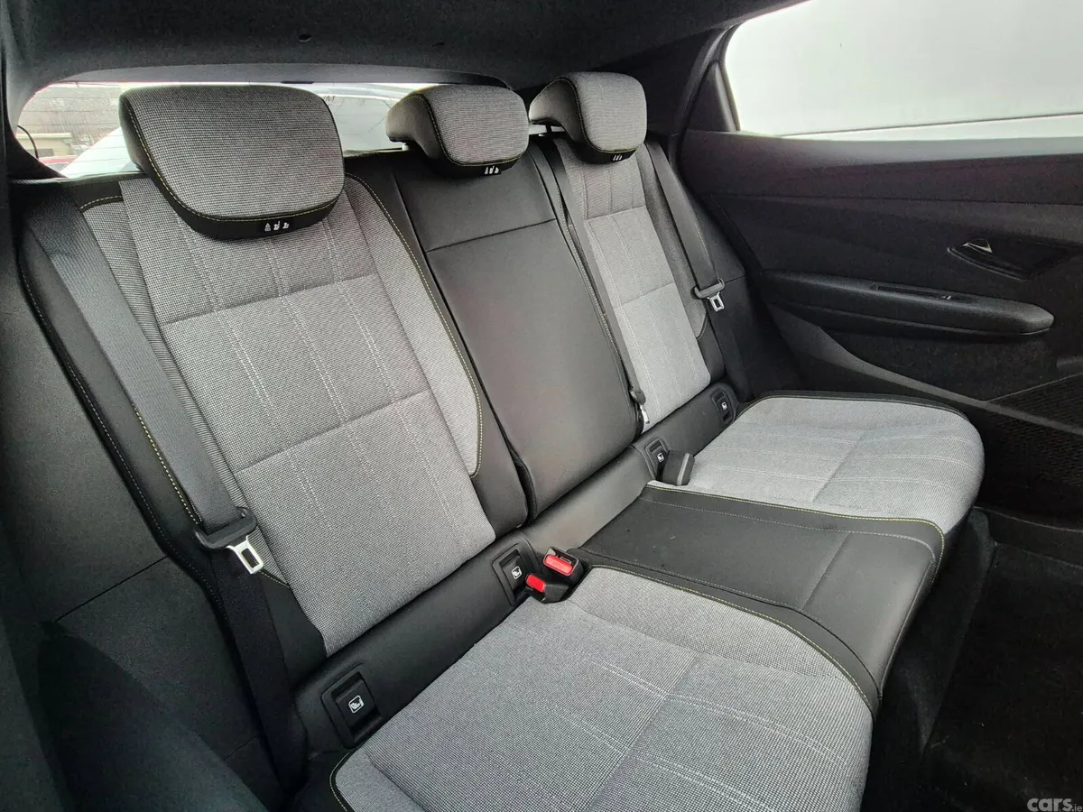 Renault Megane E-Tech Hatchback, Electric, 2026, Grey