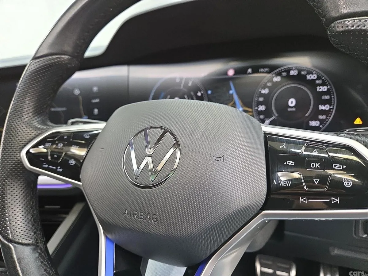 Volkswagen Touareg SUV, Petrol Plug-in Hybrid, 2023, Grey