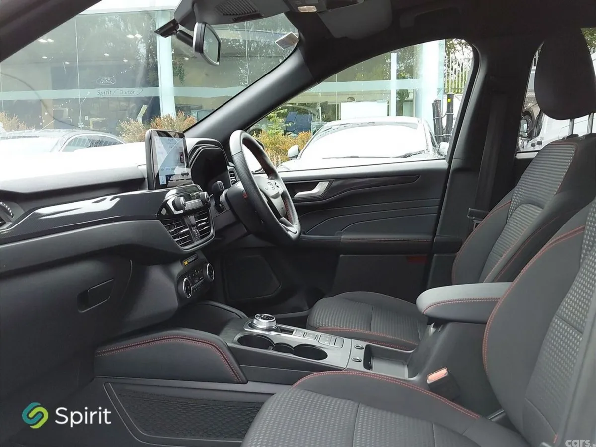 Ford Kuga SUV, Petrol Plug-in Hybrid, 2023, White