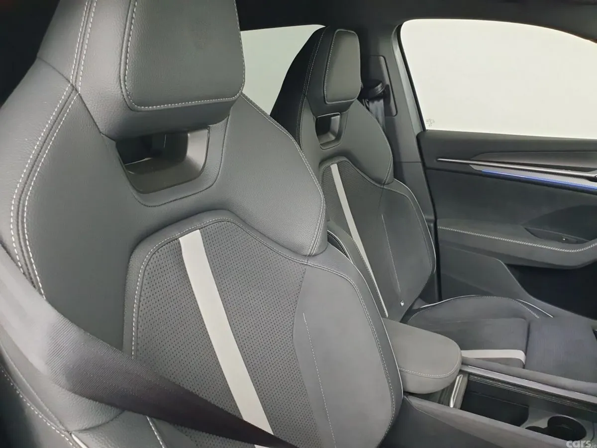 Skoda Kodiaq SUV, Petrol Plug-in Hybrid, 2026, Grey