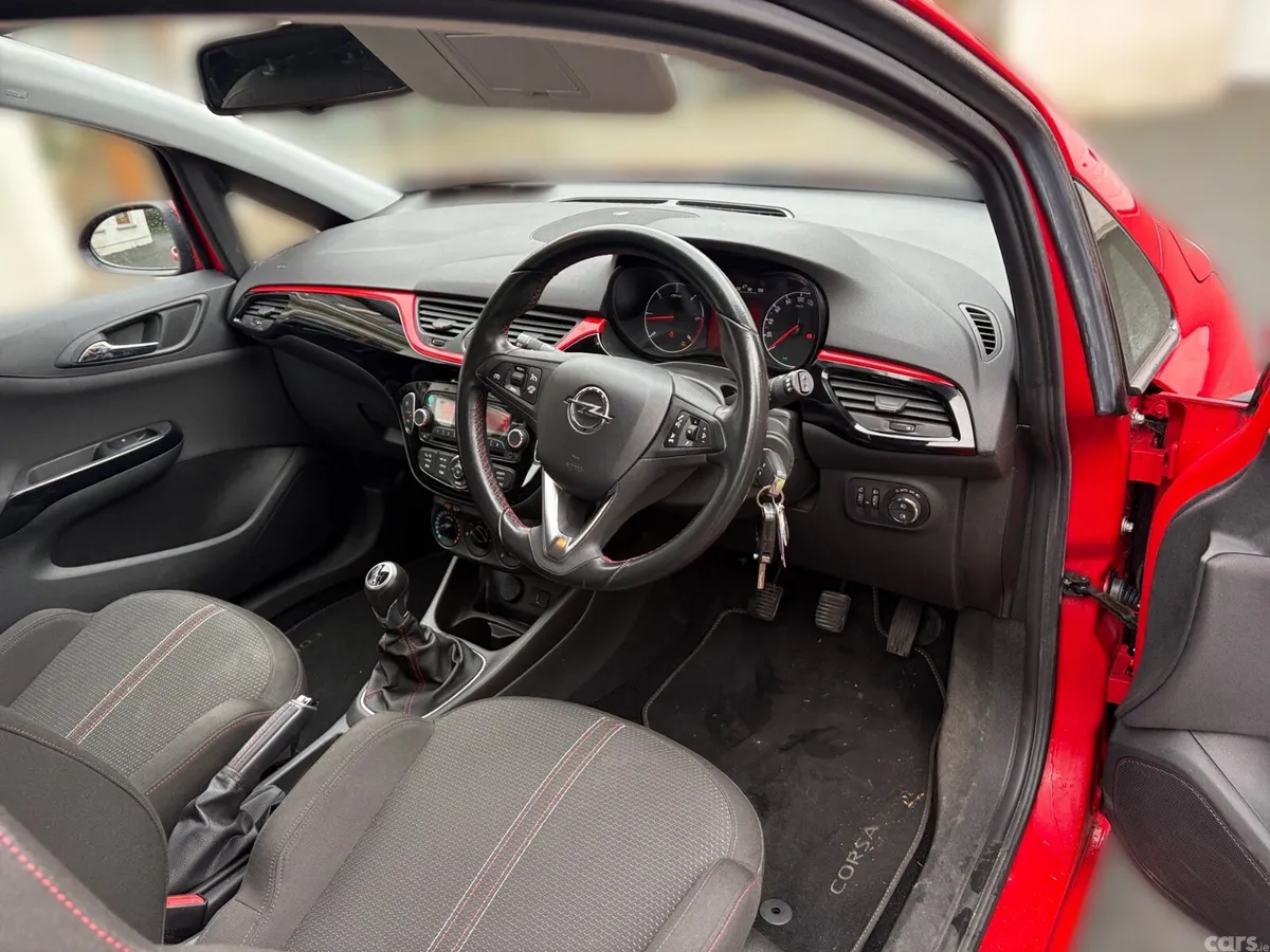 Opel Corsa Hatchback, Diesel, 2018, Red