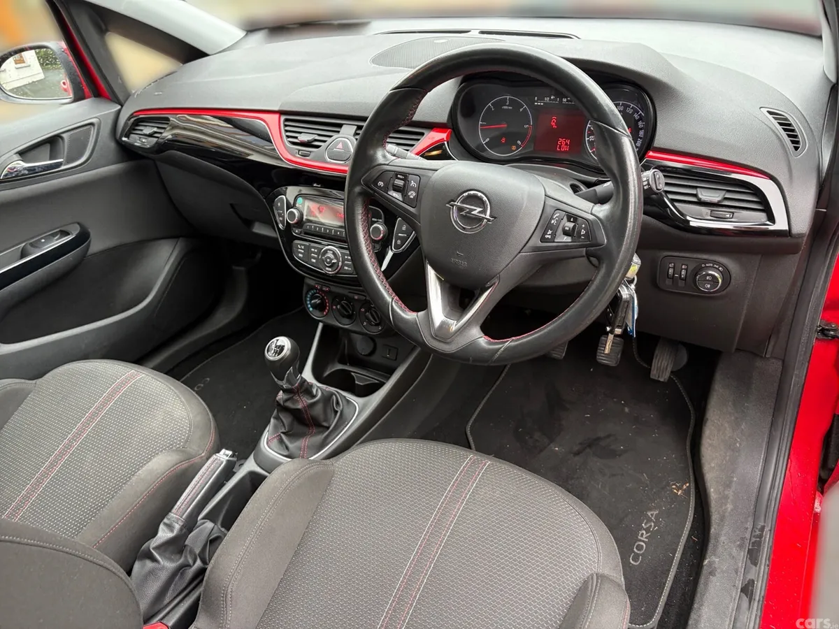 Opel Corsa Hatchback, Diesel, 2018, Red