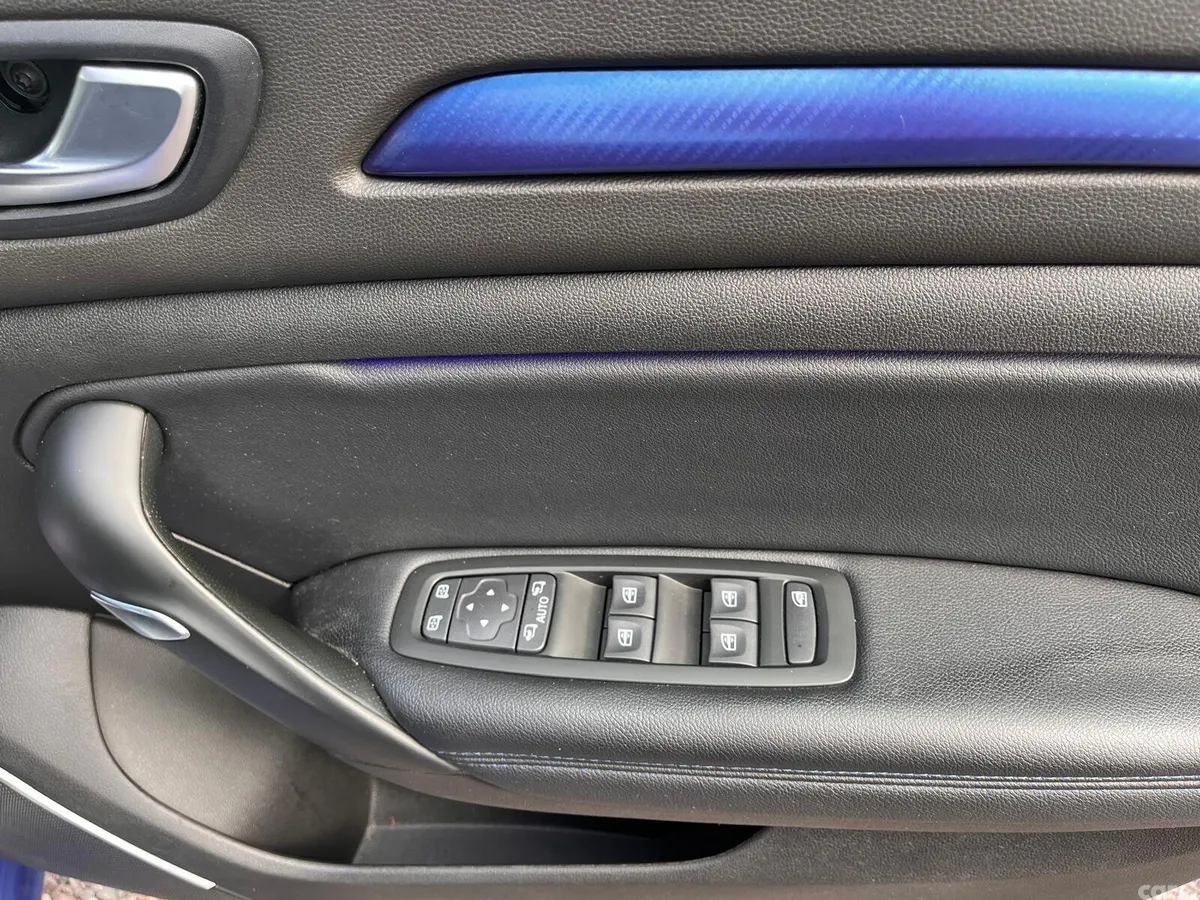 Renault Megane Hatchback, Petrol, 2019, Blue