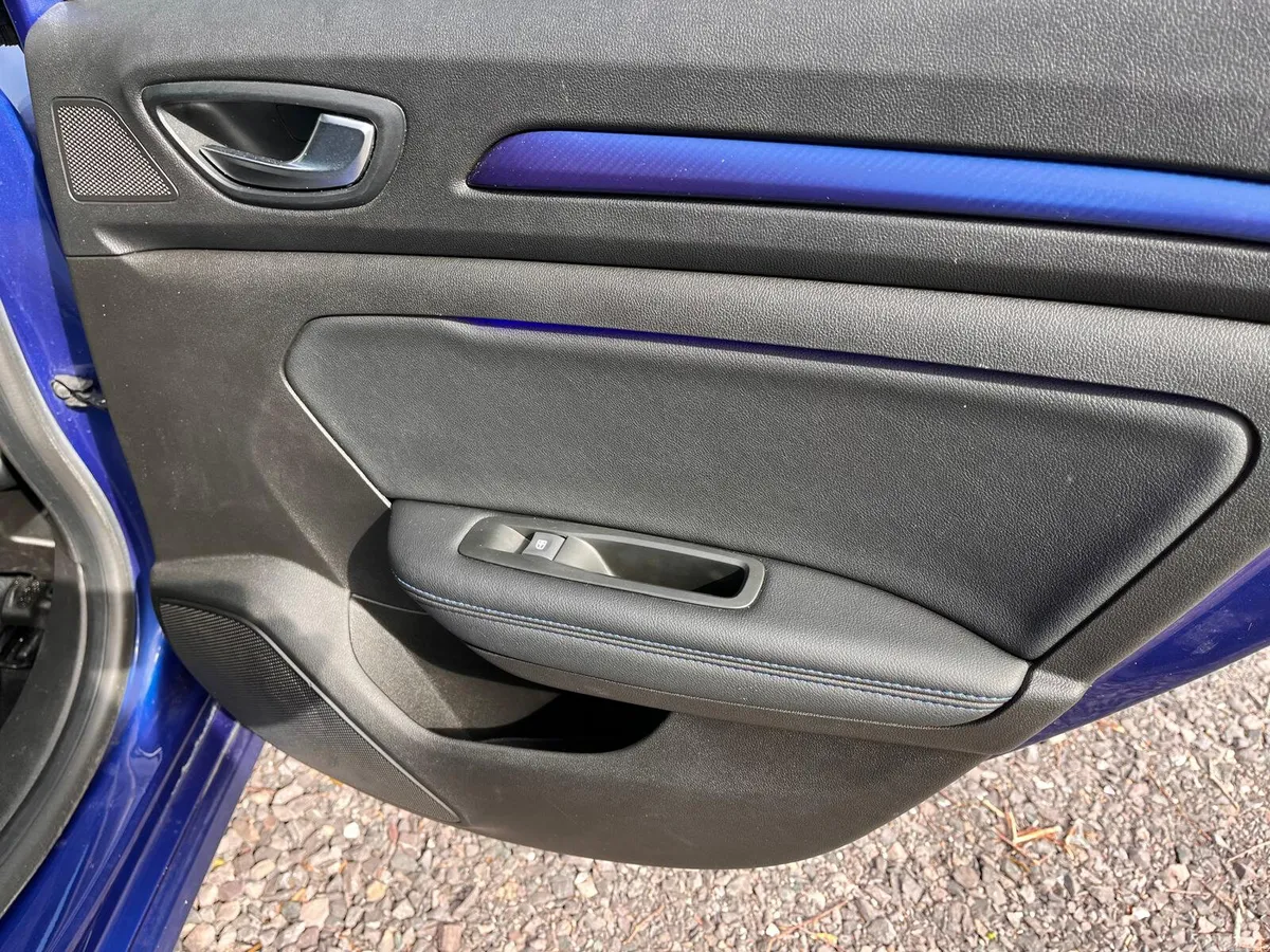 Renault Megane Hatchback, Petrol, 2019, Blue
