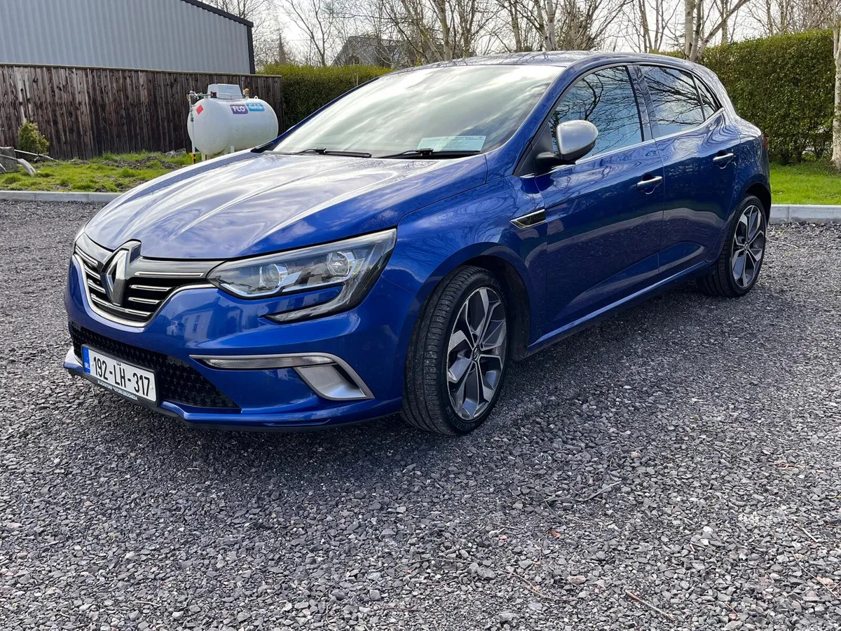 Renault Megane Hatchback, Petrol, 2019, Blue