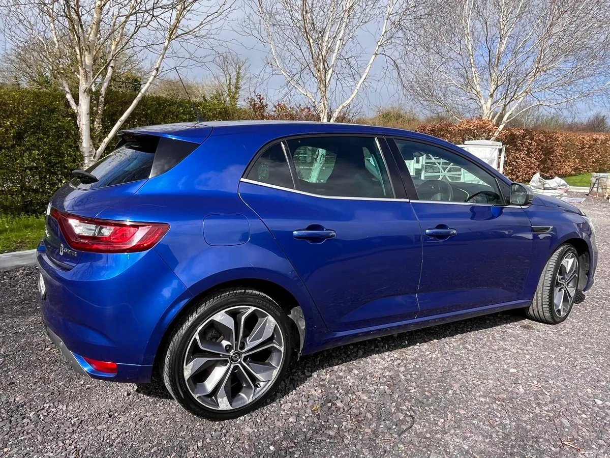 Renault Megane Hatchback, Petrol, 2019, Blue