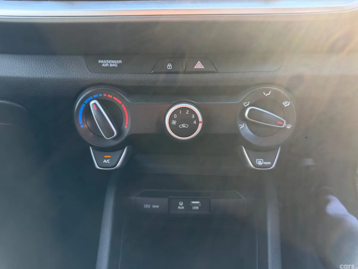 Kia Stonic SUV, Petrol, 2018, Grey