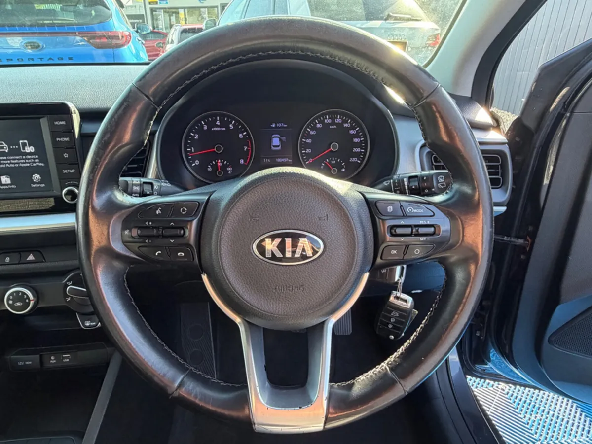 Kia Stonic SUV, Petrol, 2018, Grey