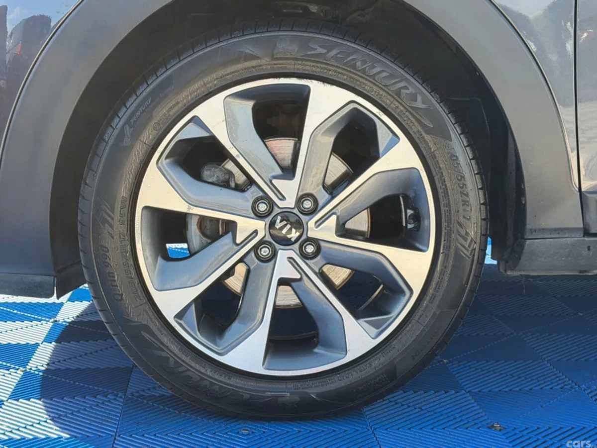 Kia Stonic SUV, Petrol, 2018, Grey