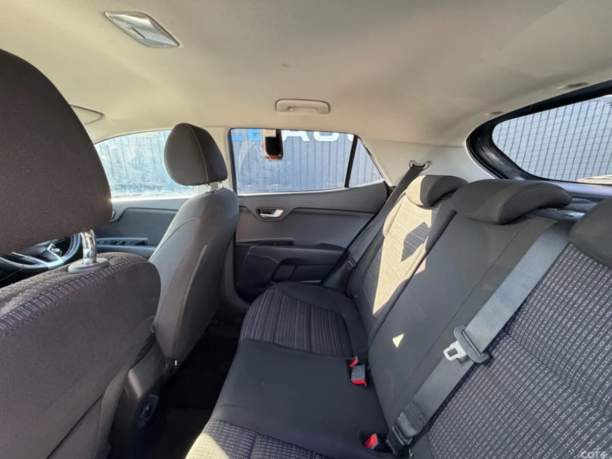 Kia Stonic SUV, Petrol, 2018, Grey