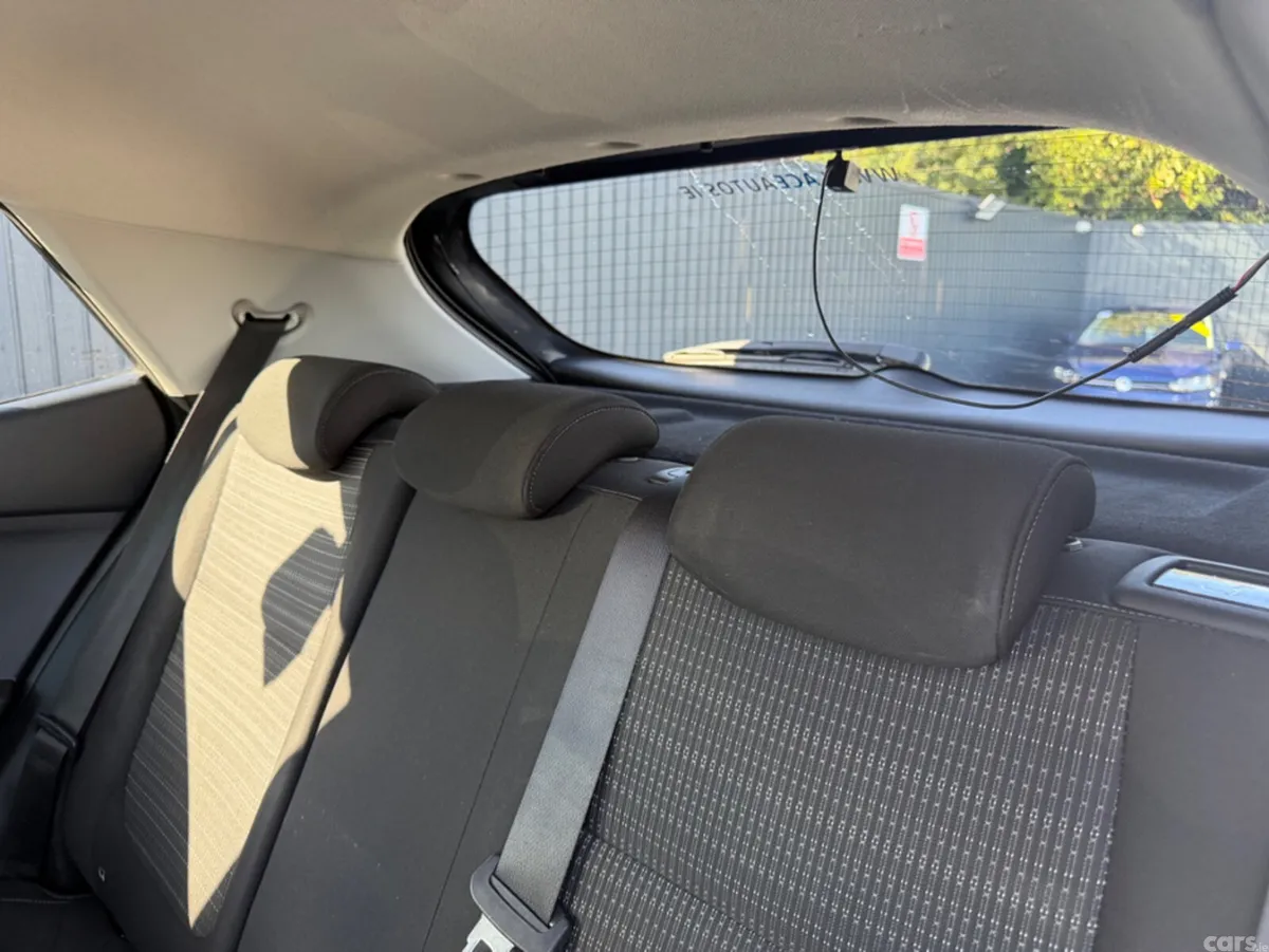 Kia Stonic SUV, Petrol, 2018, Grey