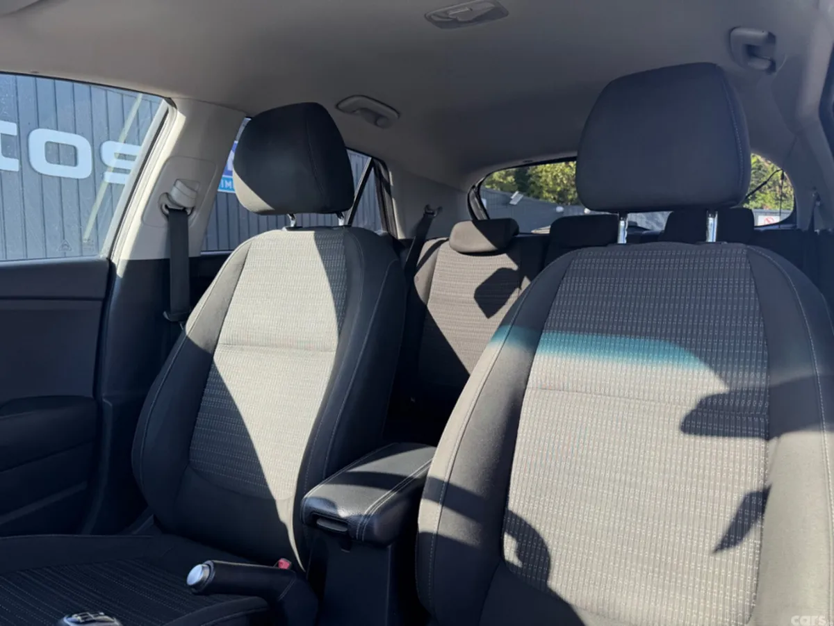 Kia Stonic SUV, Petrol, 2018, Grey