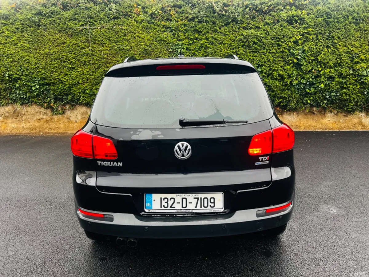 Volkswagen Tiguan SUV, Diesel, 2013, Black