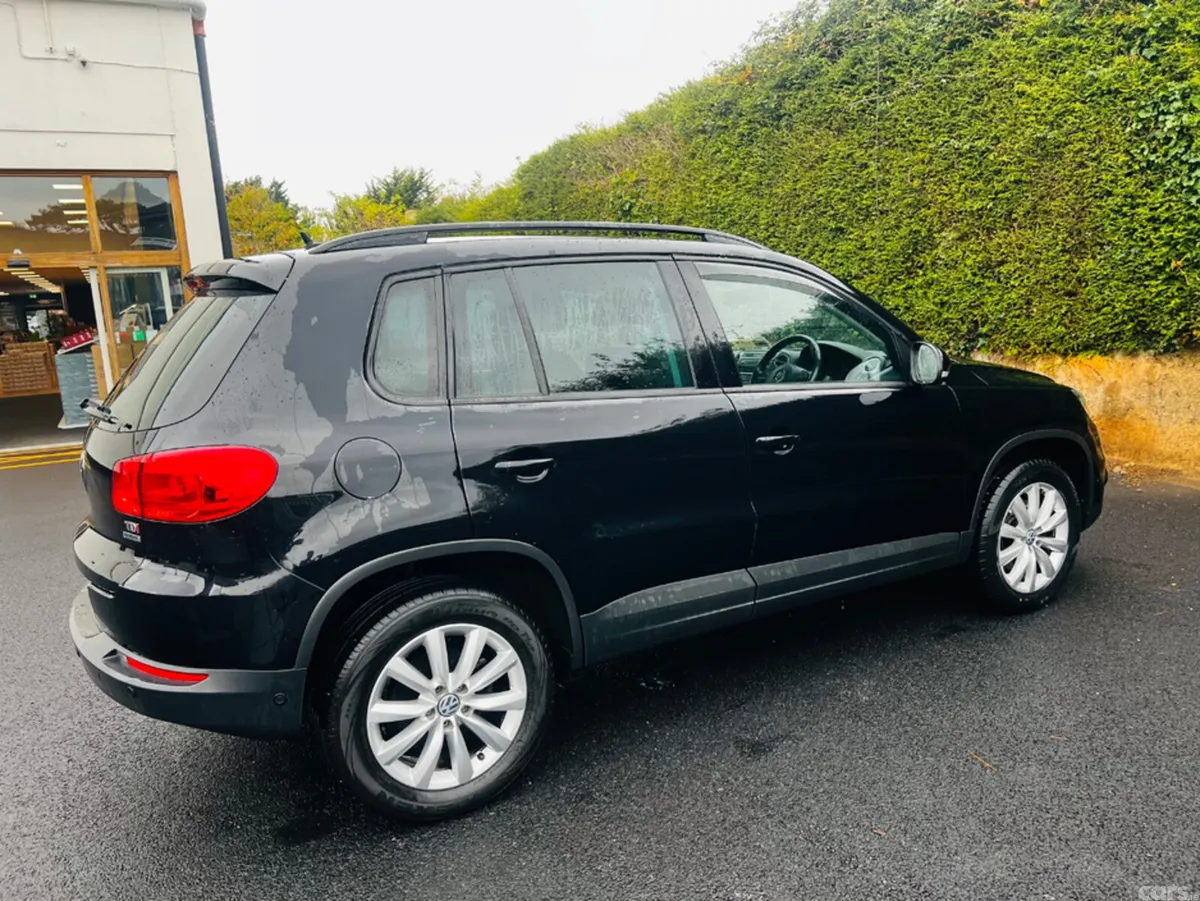 Volkswagen Tiguan SUV, Diesel, 2013, Black