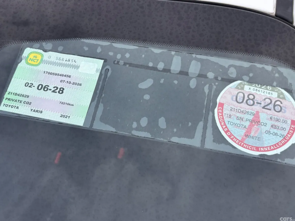 Toyota Yaris Hatchback, Petrol, 2021, White