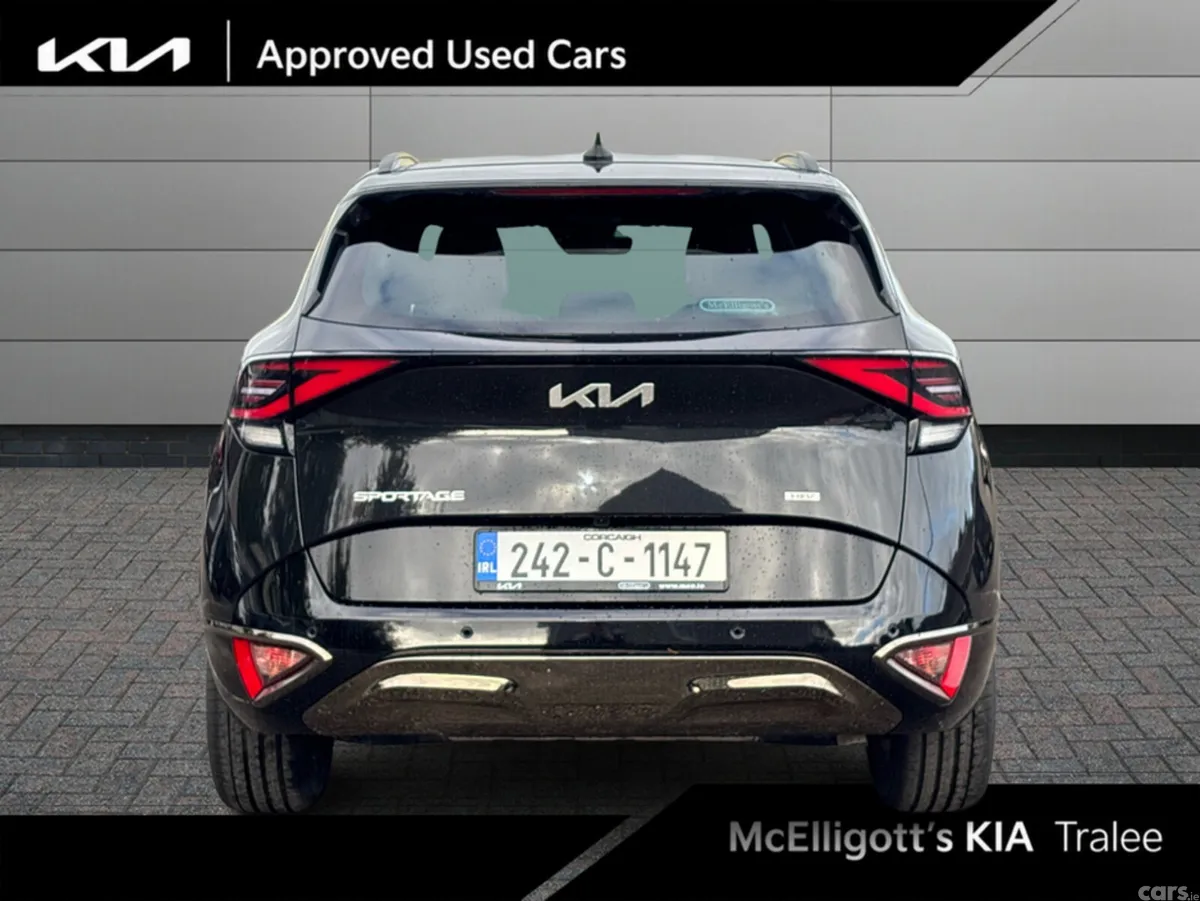 Kia Sportage MPV, Petrol Plug-in Hybrid, 2024, Black
