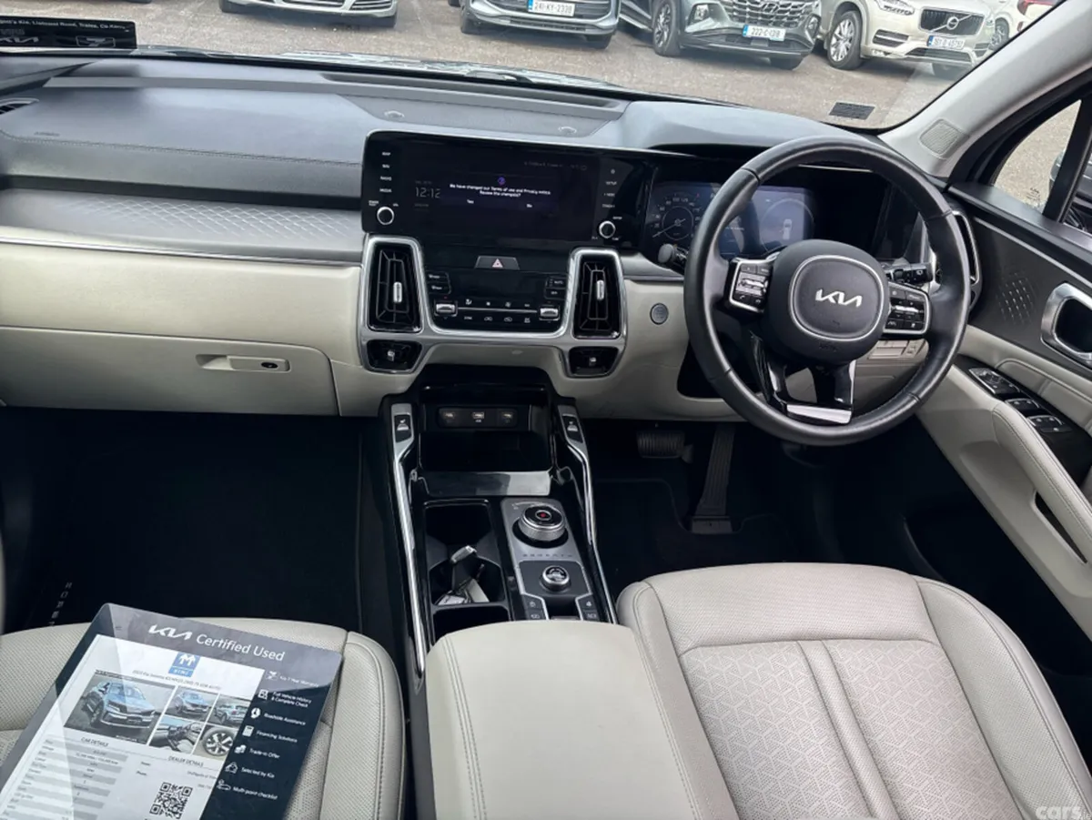 Kia Sorento MPV, Diesel, 2023, Grey