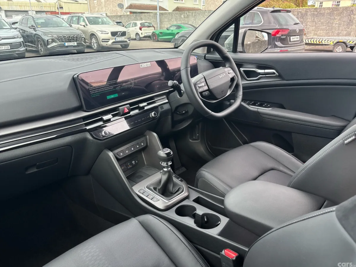 Kia Sportage MPV, Diesel Hybrid, 2026, Grey