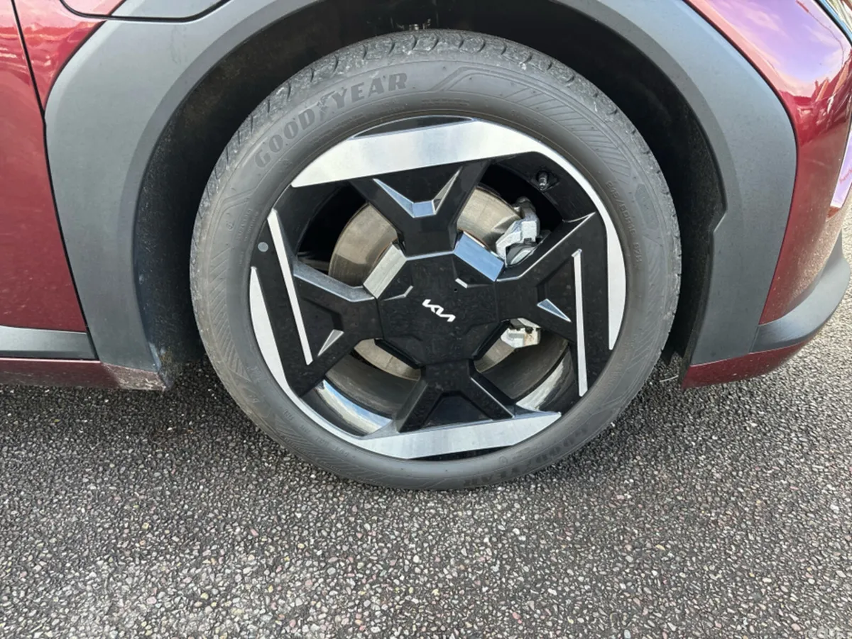 Kia EV4 Saloon, Electric, 2026, Red