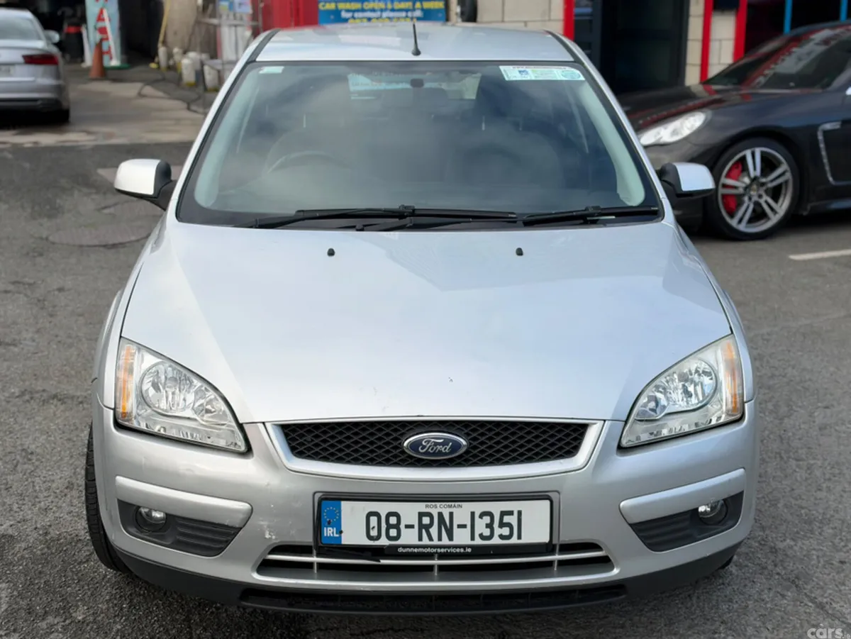 Ford Focus Hatchback, Petrol, 2008, Silver