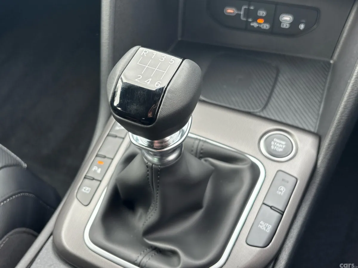 Kia Sportage MPV, Diesel Hybrid, 2026, Grey