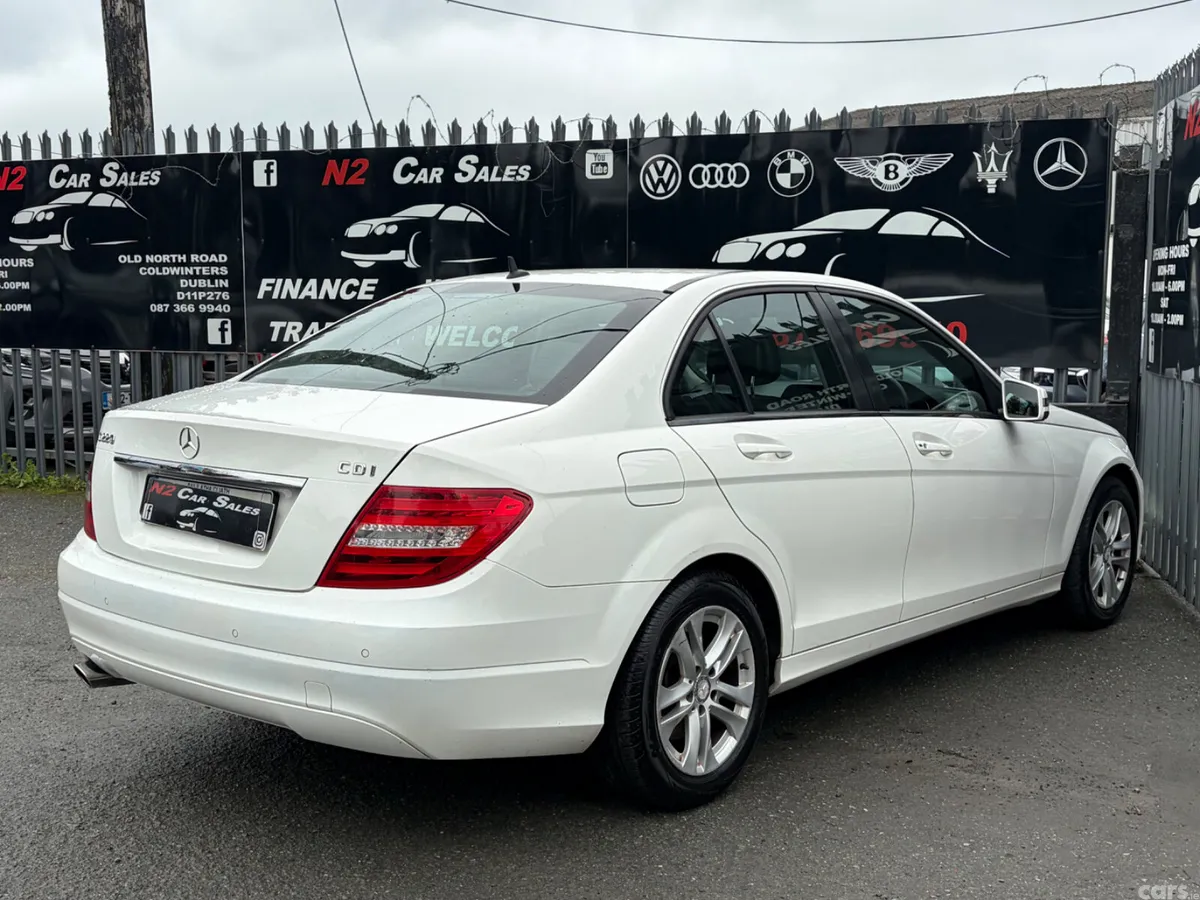 Mercedes-Benz C-Class Saloon, Diesel, 2013, White