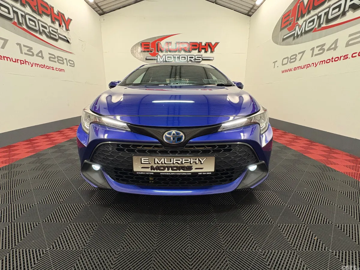 Toyota Corolla Hatchback, Petrol Hybrid, 2023, Blue