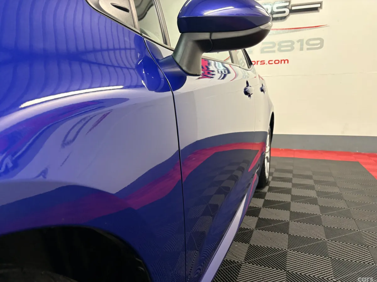 Toyota Corolla Hatchback, Petrol Hybrid, 2023, Blue