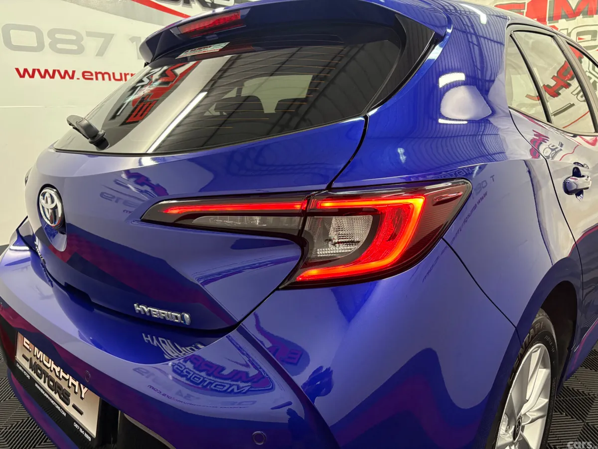 Toyota Corolla Hatchback, Petrol Hybrid, 2023, Blue