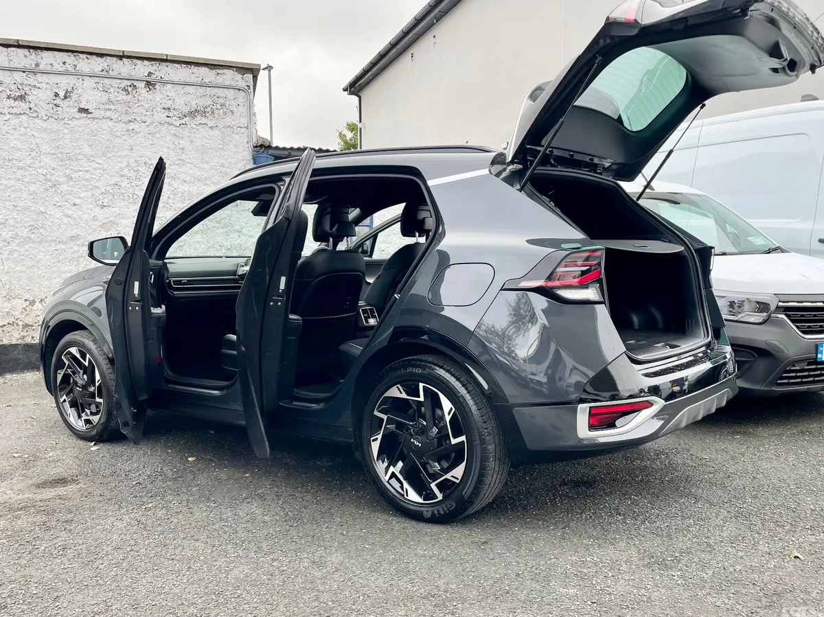Kia Sportage SUV, Petrol Plug-in Hybrid, 2024, Grey