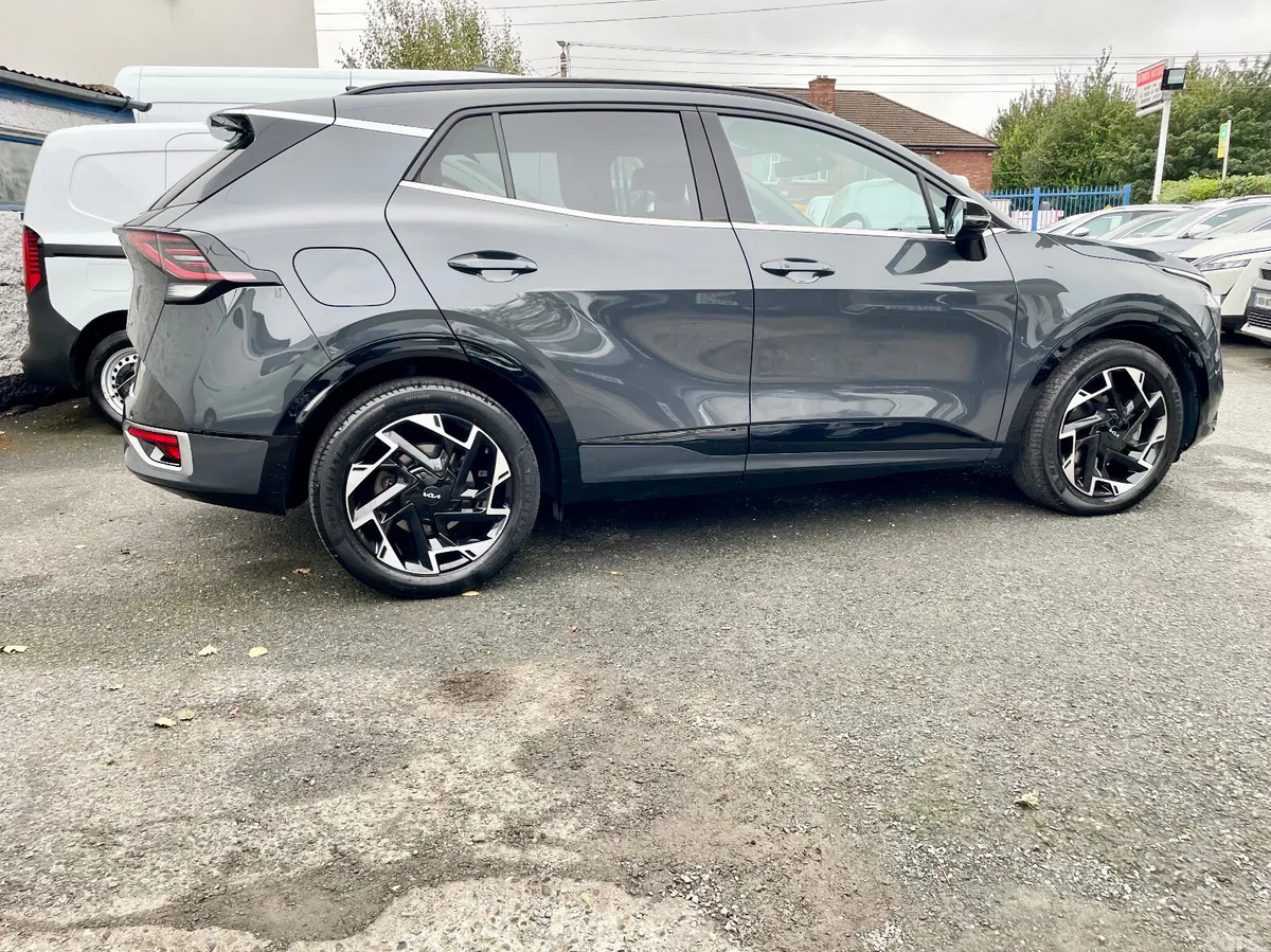 Kia Sportage SUV, Petrol Plug-in Hybrid, 2024, Grey