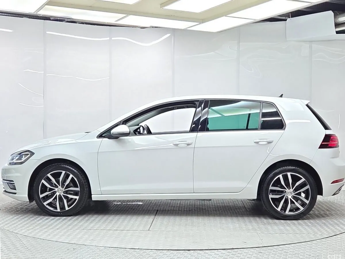 Volkswagen Golf Hatchback, Petrol, 2019, White