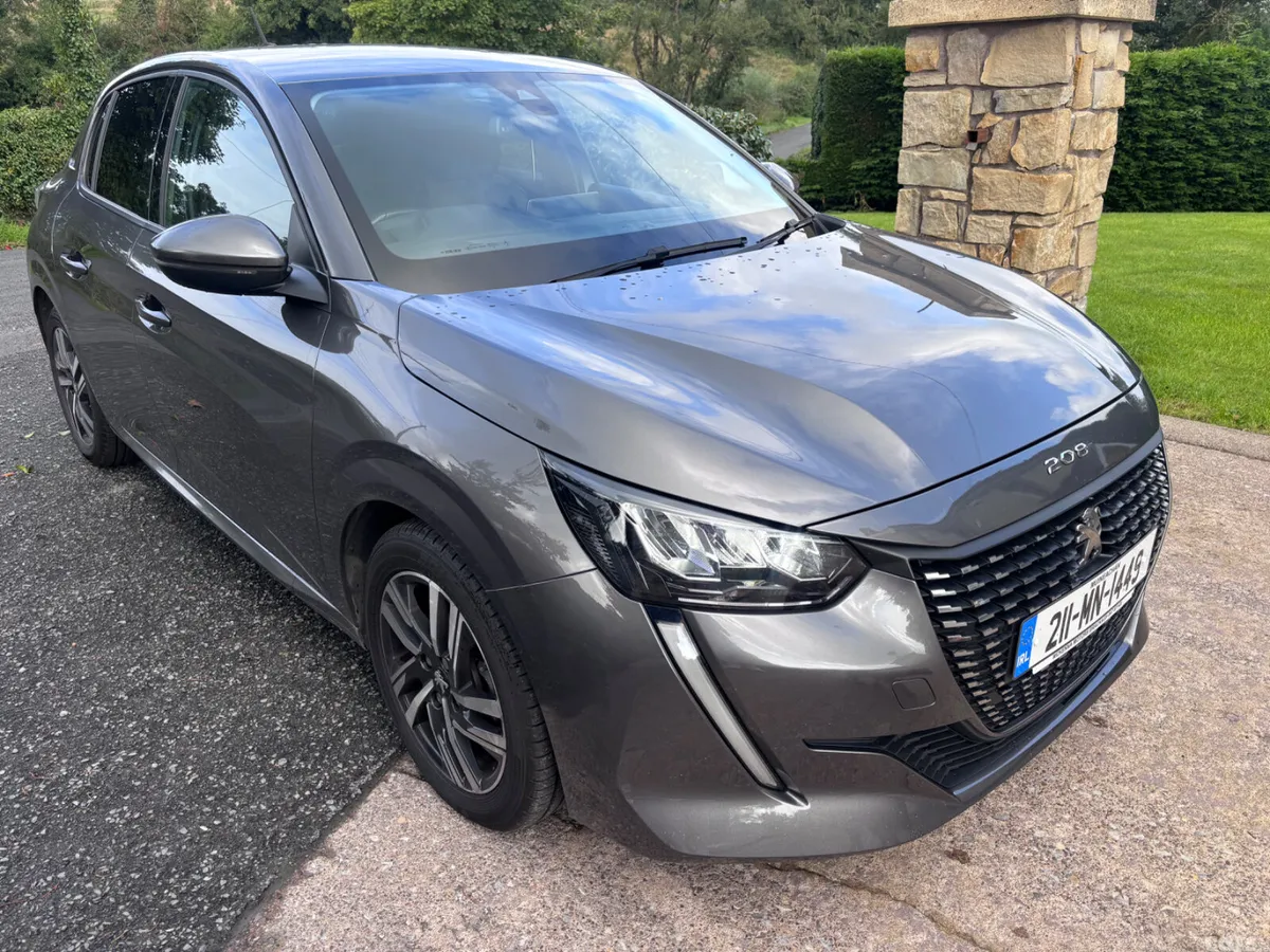 Peugeot 208 Hatchback, Petrol, 2021, Grey