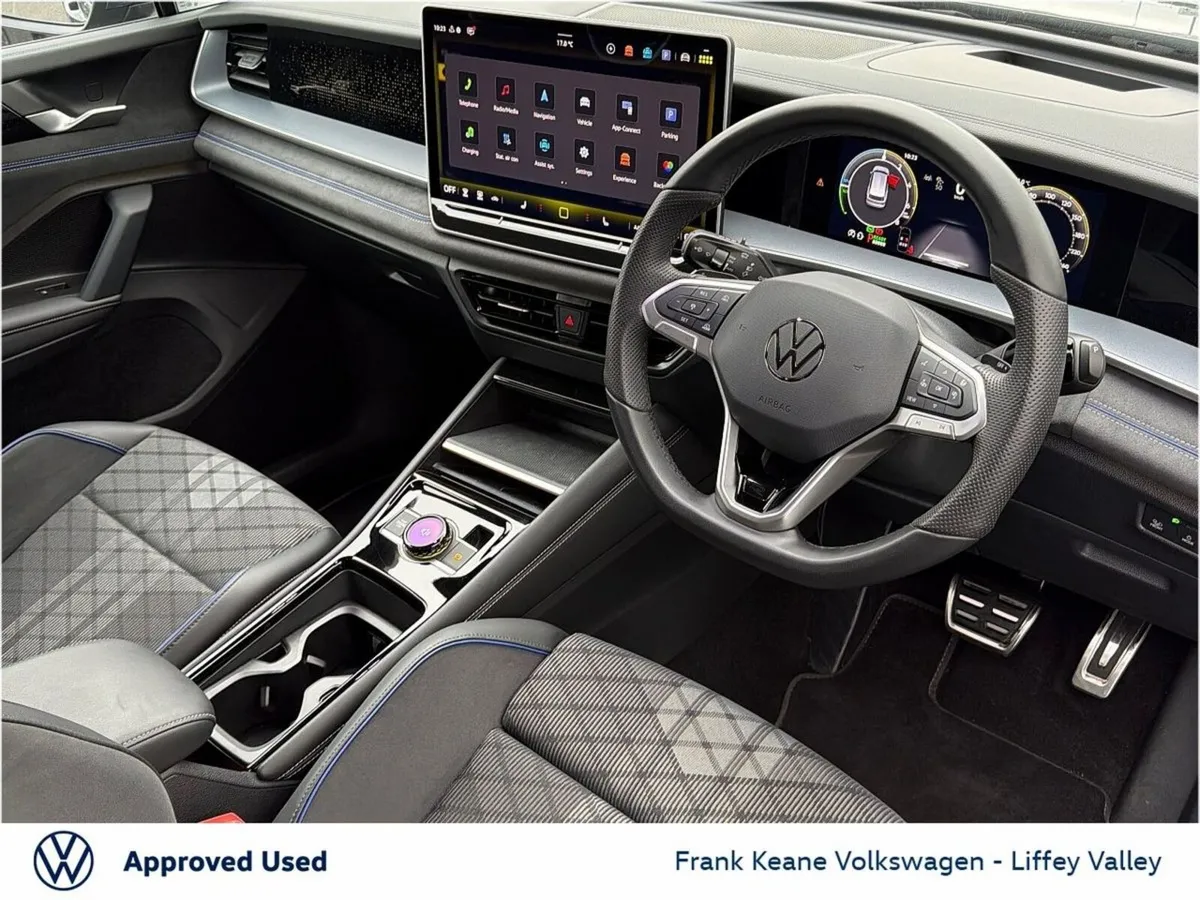 Volkswagen Tayron SUV, Petrol Plug-in Hybrid, 2026, Grey