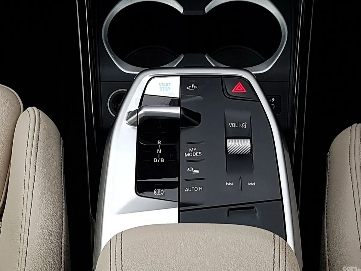 BMW iX1 SUV, Electric, 2023, White