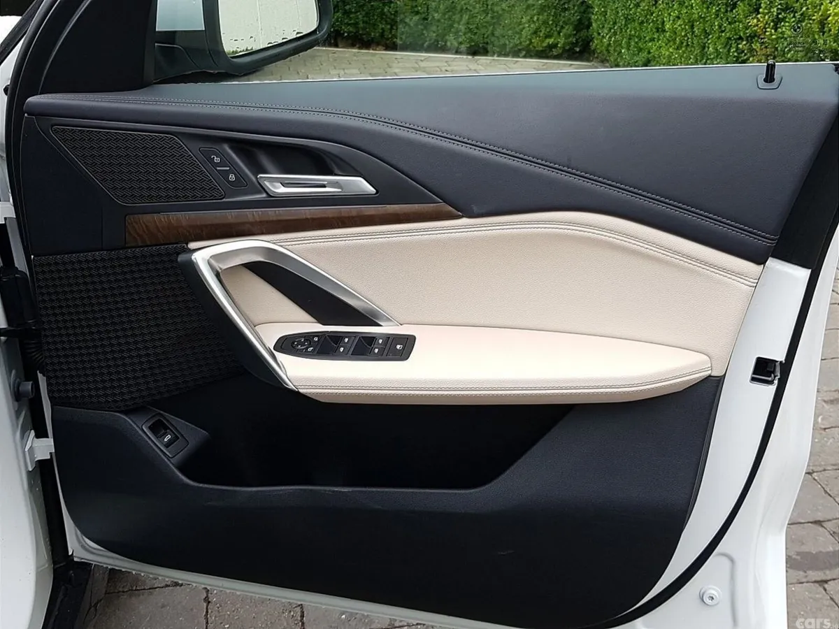 BMW iX1 SUV, Electric, 2023, White