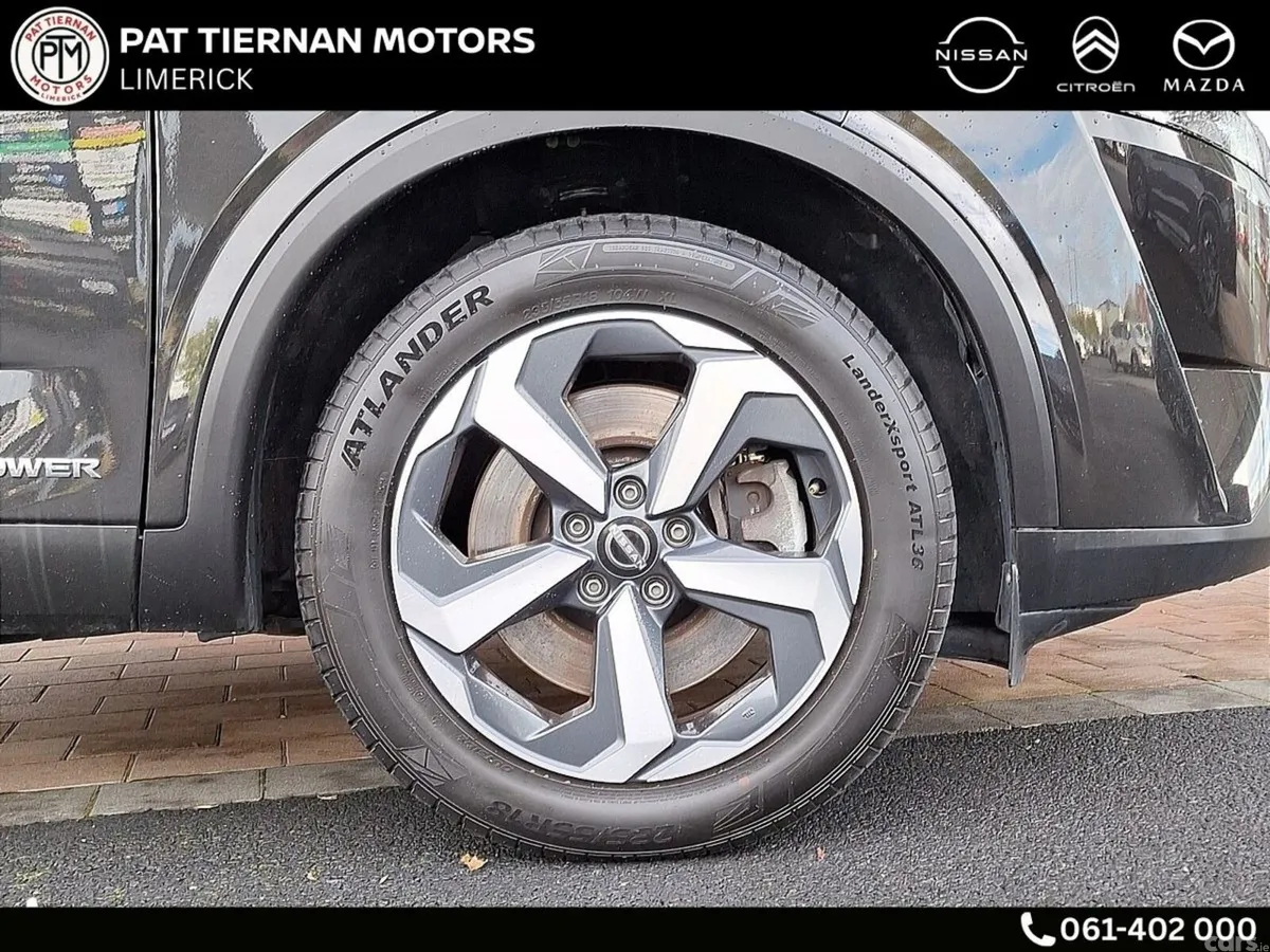Nissan Qashqai MPV, Petrol, 2024, Black