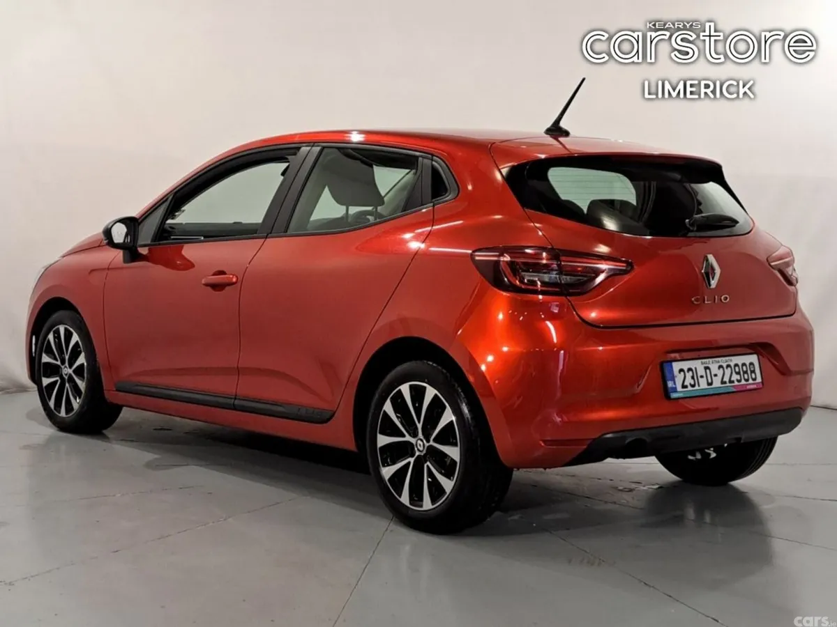 Renault Clio Hatchback, Petrol, 2023, Red