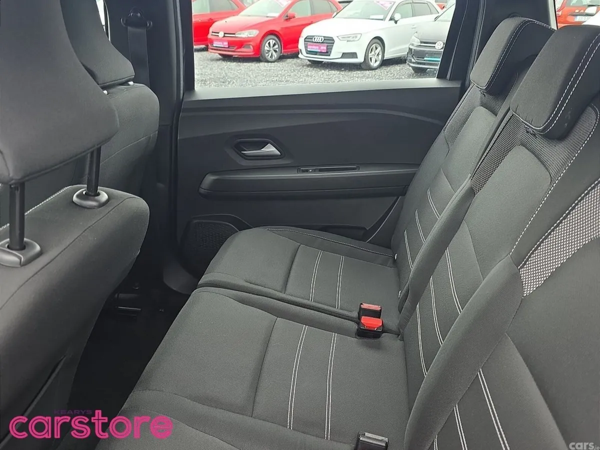 Dacia Jogger MPV, Petrol, 2023, Black