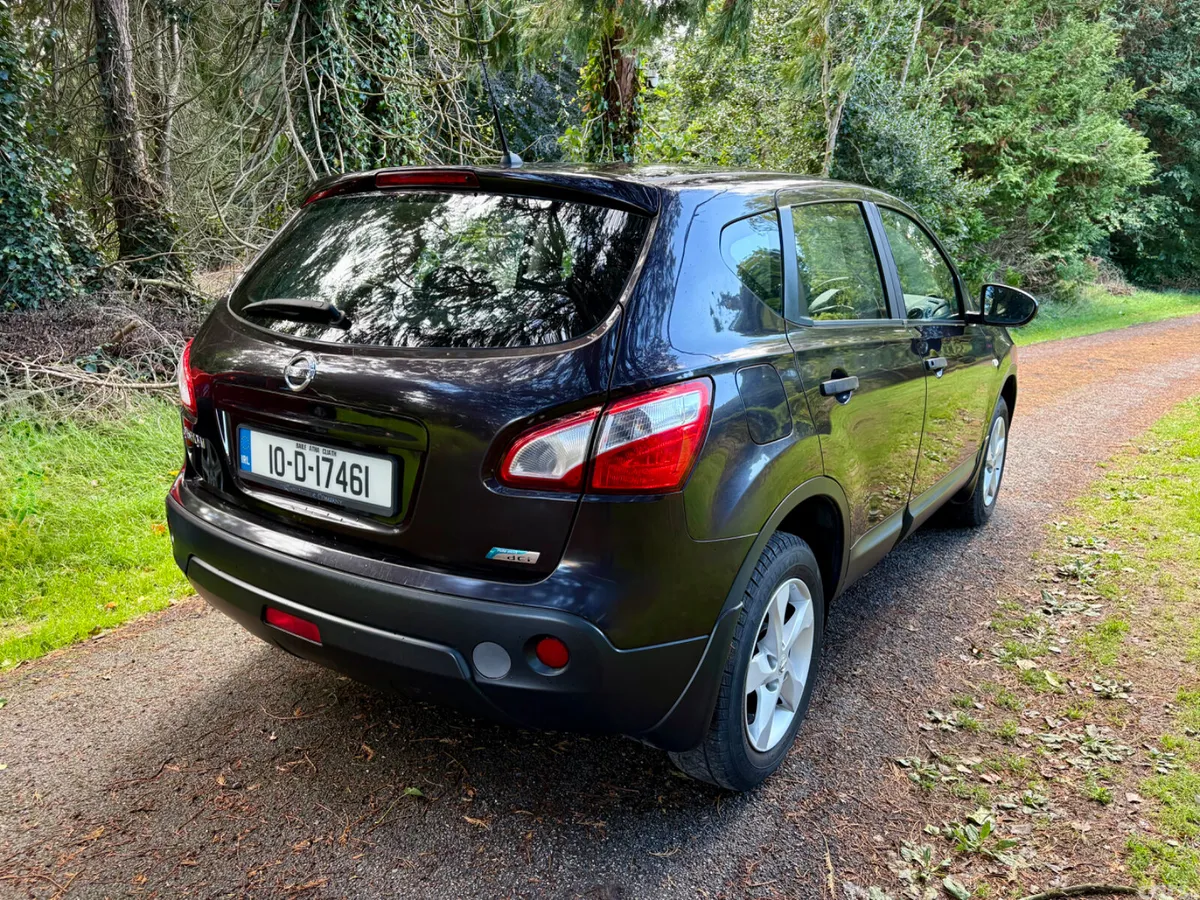 Nissan Qashqai Hatchback, Diesel, 2010, Black