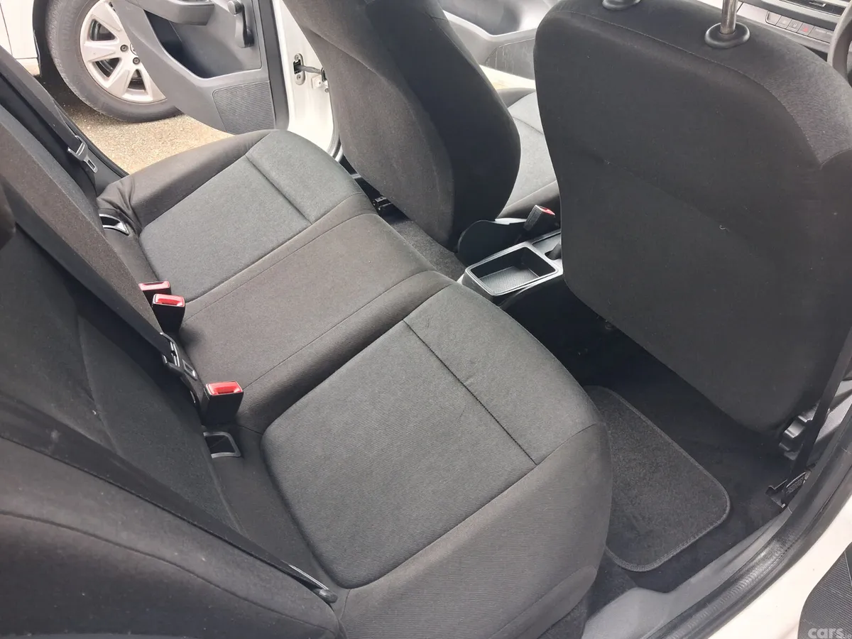 Skoda Fabia Hatchback, Petrol, 2017, White