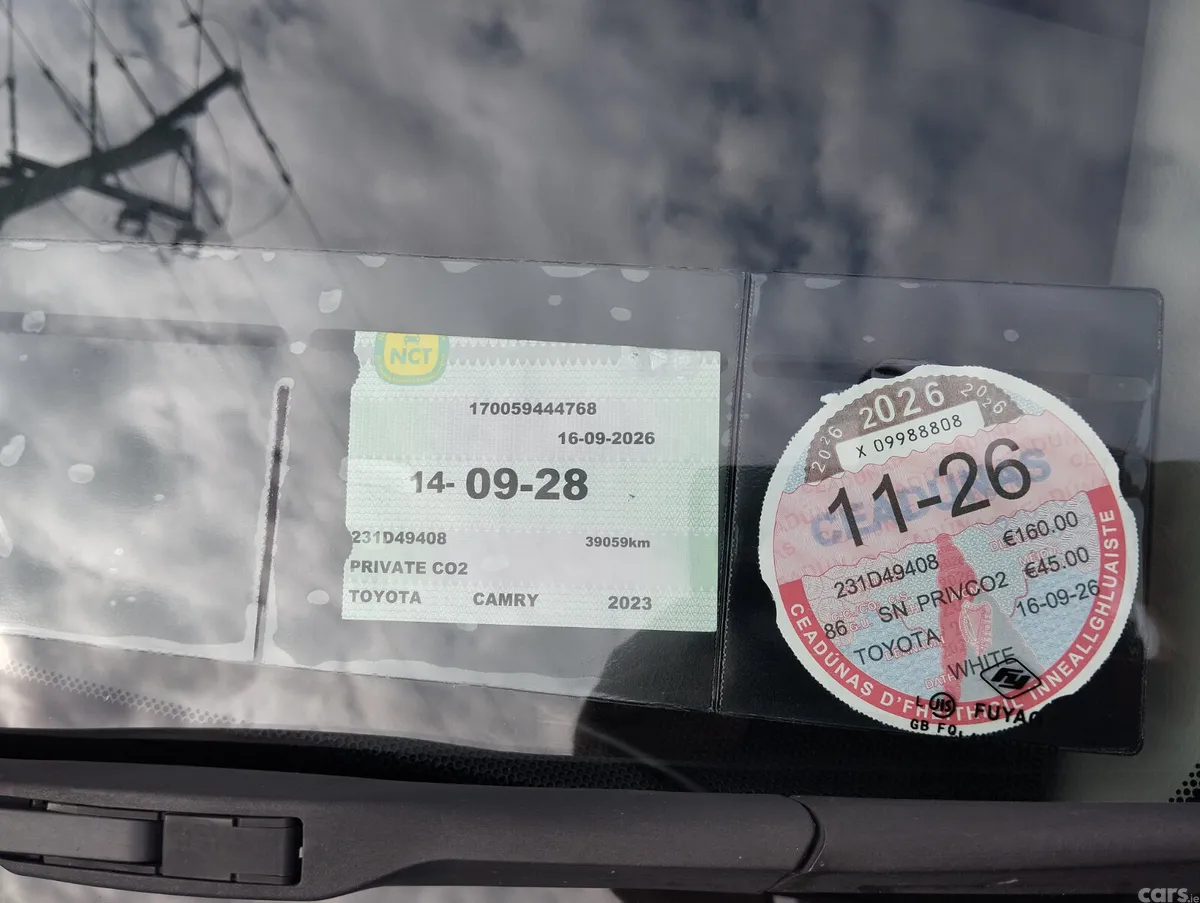Toyota Camry Hatchback, Petrol Hybrid, 2023, White