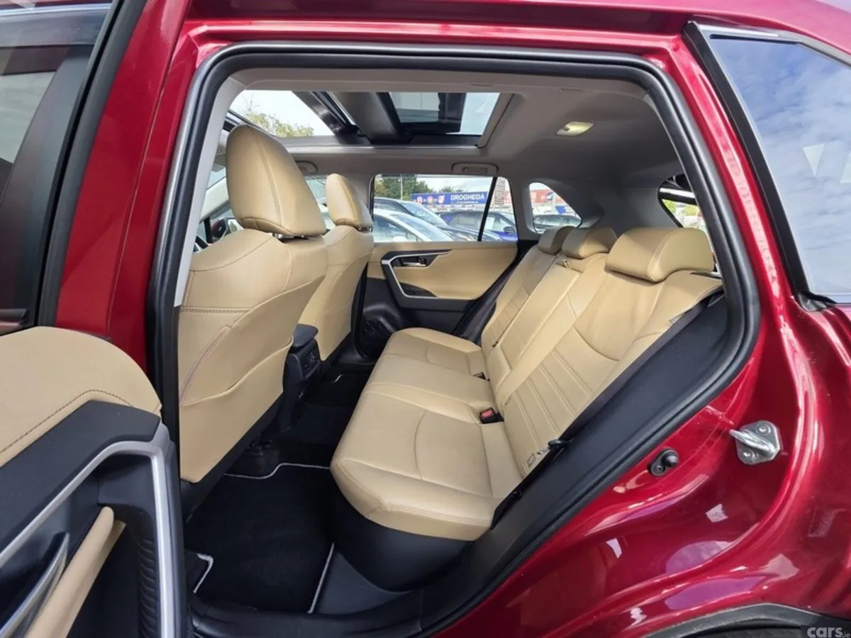 Toyota RAV4 SUV, Petrol Hybrid, 2024, Red