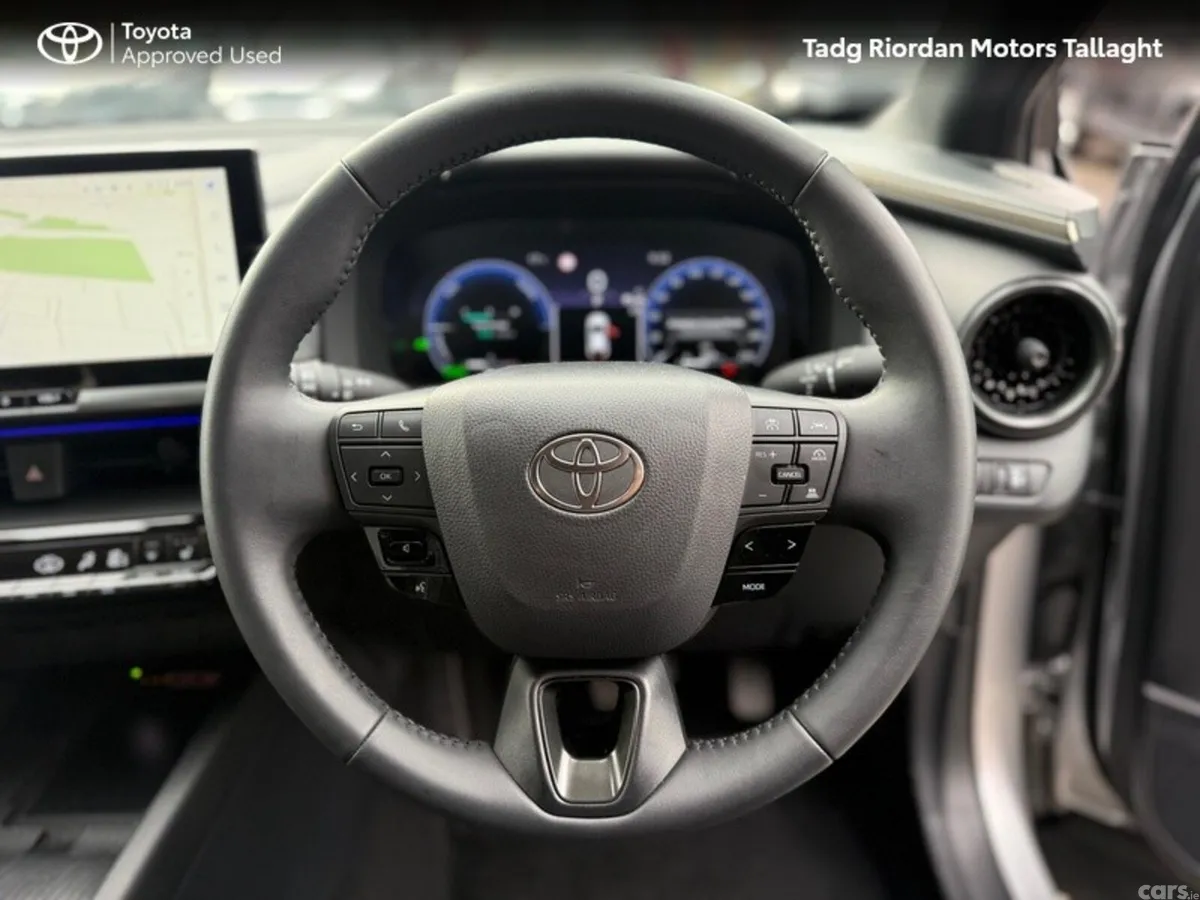 Toyota C-HR SUV, Petrol Hybrid, 2024, Grey