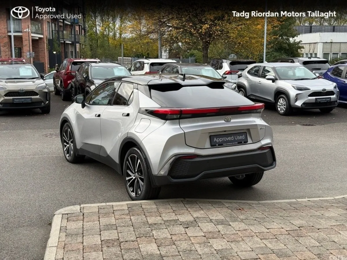 Toyota C-HR SUV, Petrol Hybrid, 2024, Grey