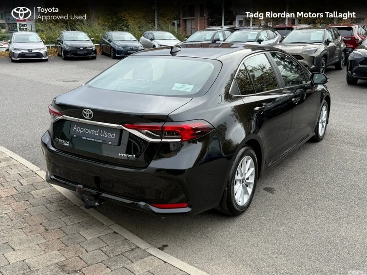 Toyota Corolla Saloon, Petrol Hybrid, 2023, Black