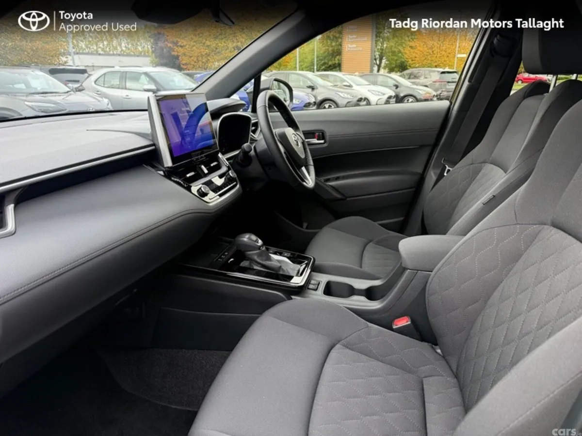 Toyota Corolla Cross Hatchback, Petrol Hybrid, 2026, Black