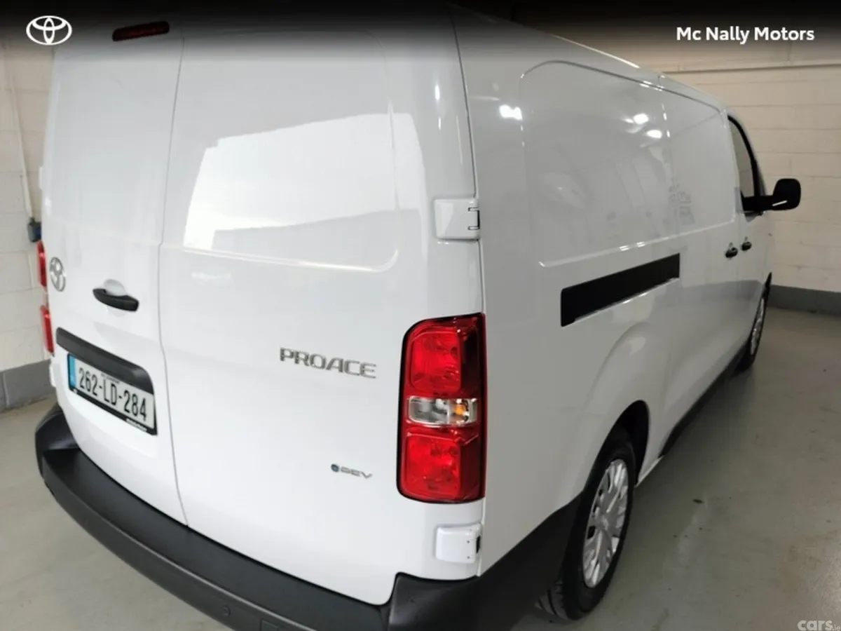 Toyota Proace Van, Electric, 2026, White