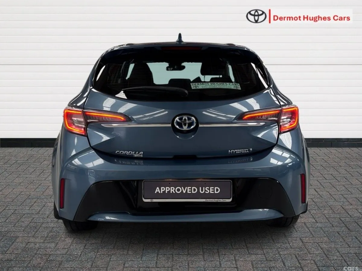 Toyota Corolla Hatchback, Petrol Hybrid, 2022, Blue